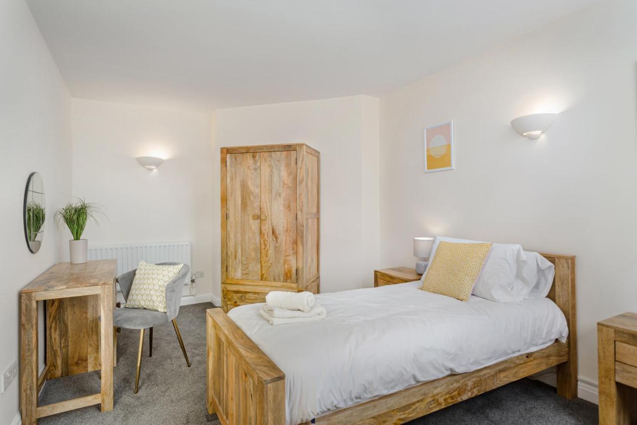 2 Bedroom City Centre Townhouse - With Parking CBG Esterno foto