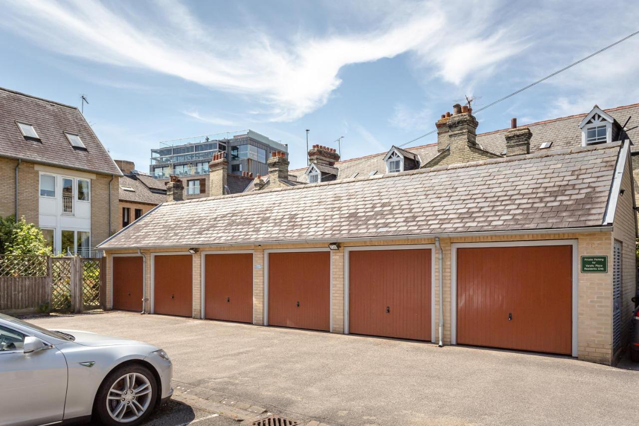 2 Bedroom City Centre Townhouse - With Parking CBG Esterno foto